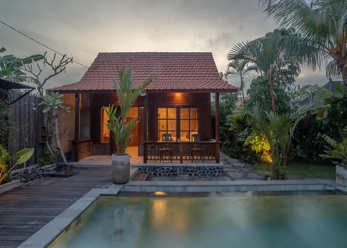 Saptana House بيت ضيافة *